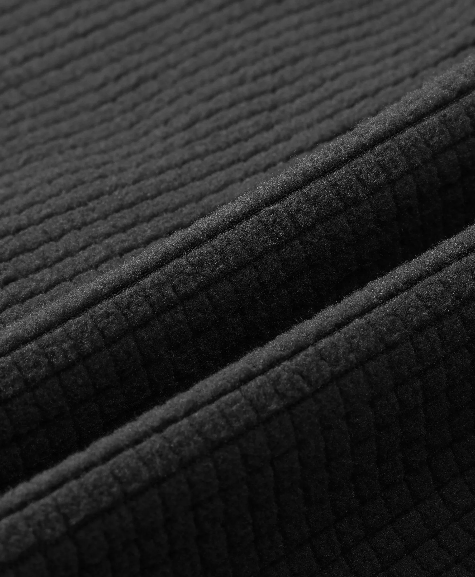 (Open-box) Prestige Men's 4-Zone Heated Fleece V-Neck Liner Vest (Battery Set Not Included) - Image 7