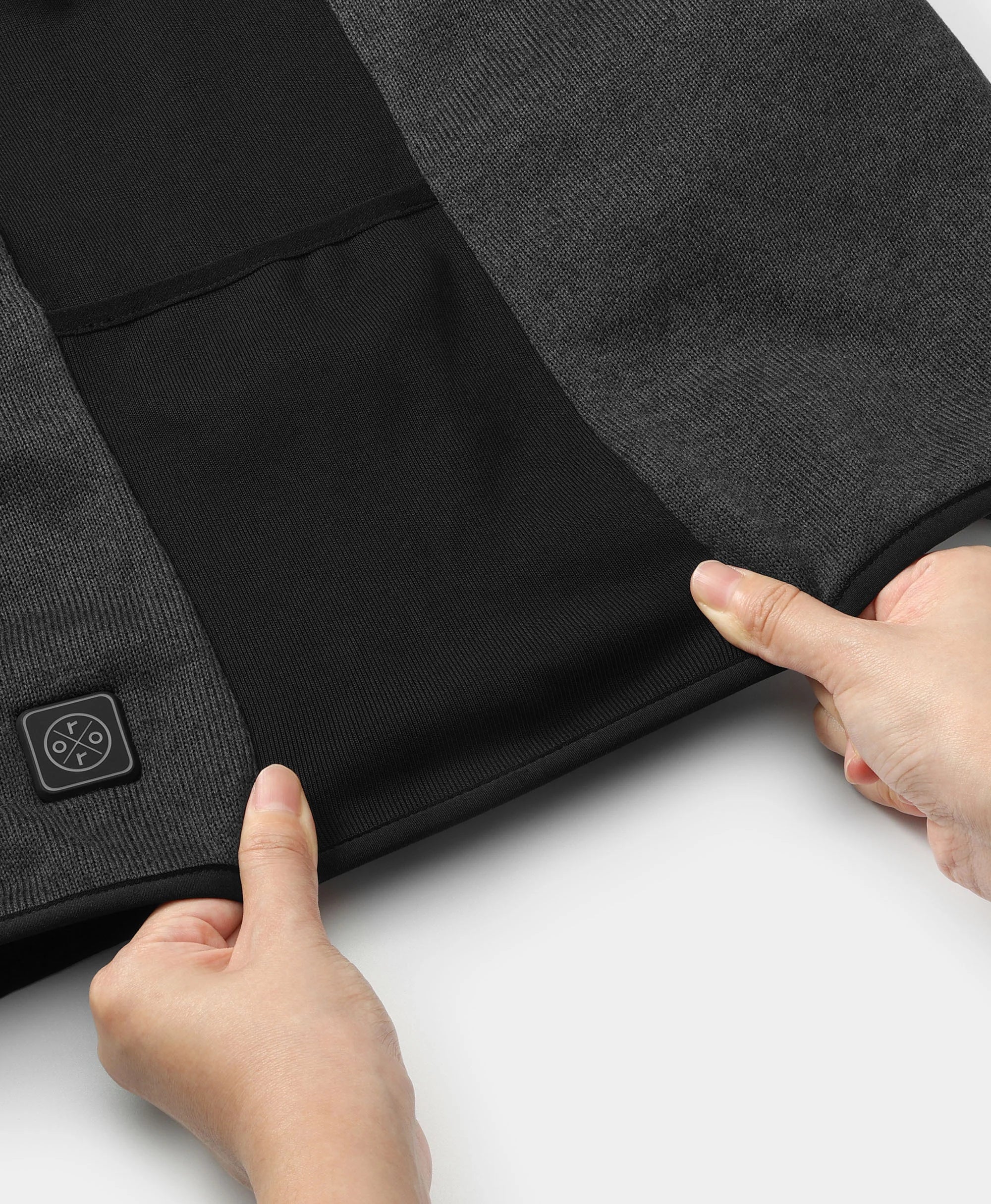 (Open-box) Prestige Women's 4-Zone Heated Fleece V-Neck Liner Vest (Battery Set Not Included) - Image 6
